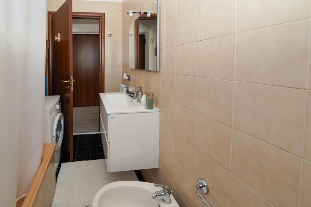 My Viktory Apartment Novara Exterior photo